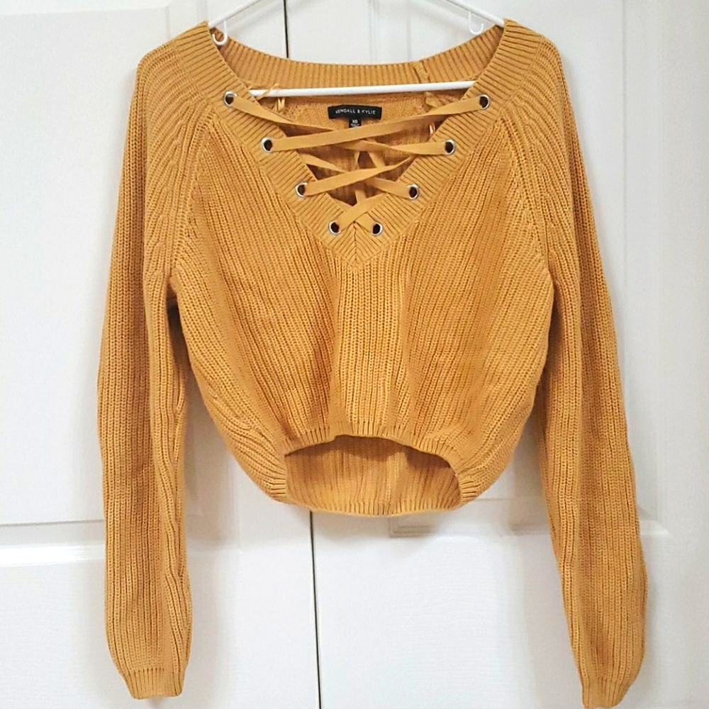 Kendall & Kylie cropped sweater